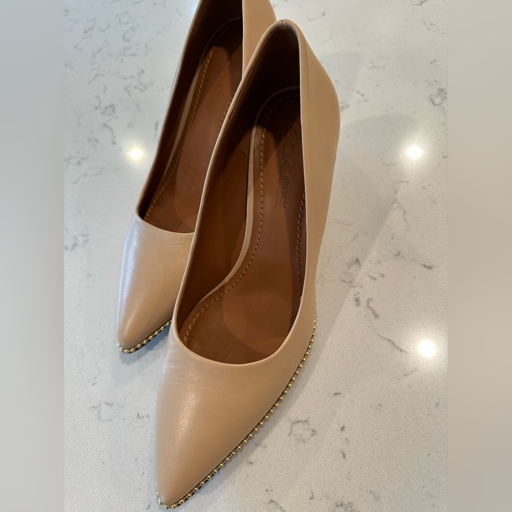COACH
Samantha Leather Studded Dress Pumps